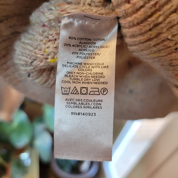 NWT Loft Speckled Cable Knit Chunky Beige Cardigan, Size Womens S Long Sleeve - Picture 8 of 8